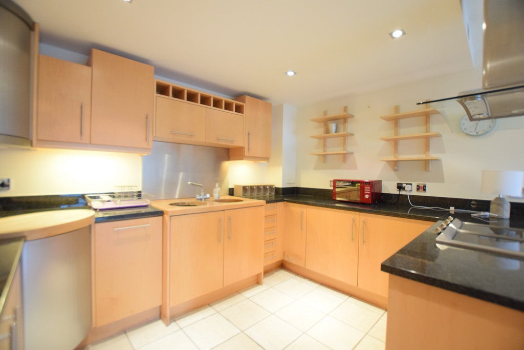 Flat Millharbour in Greater London