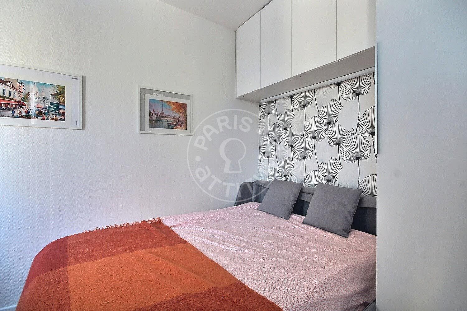 Flat Rue de Passy in Paris