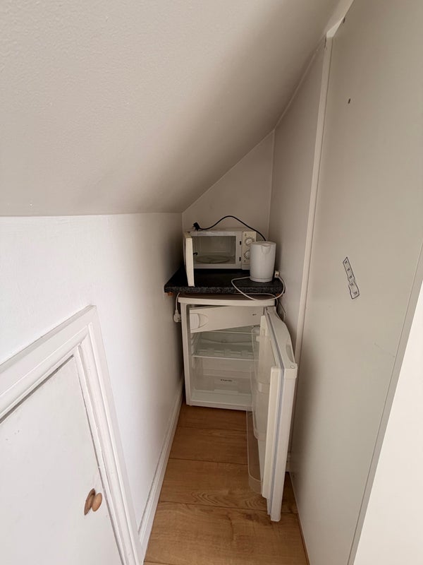 Room Tokyngton Avenue in Greater London