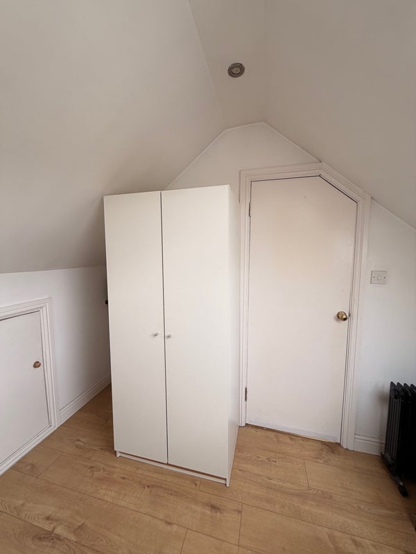 Room Tokyngton Avenue in Greater London