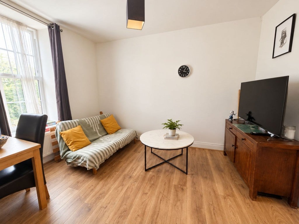 Flat St Albans Road East in Welwyn Hatfield