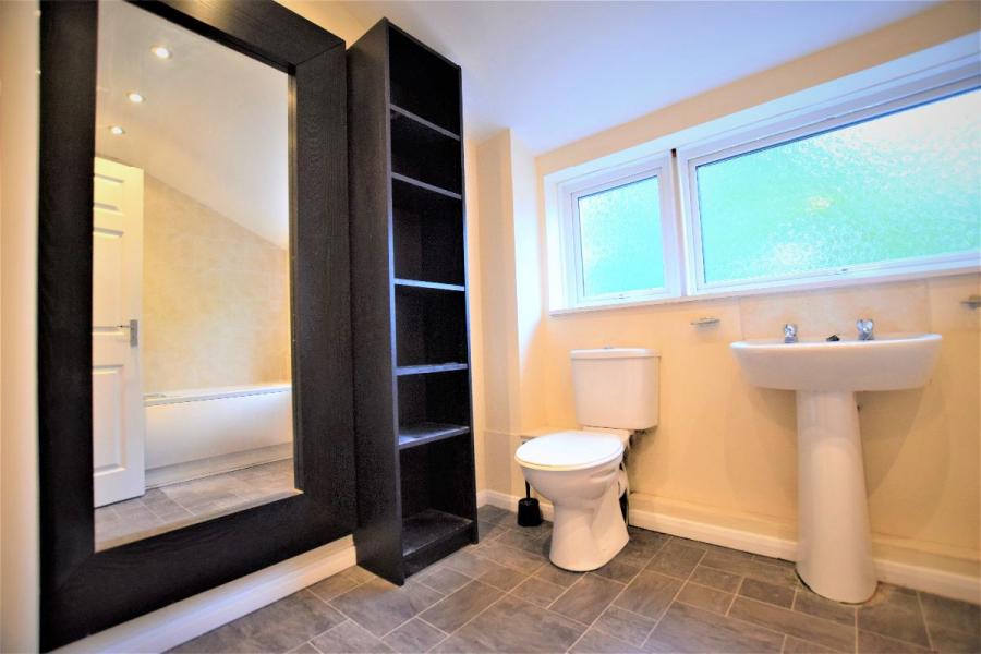 Room Remston Mews in Canterbury
