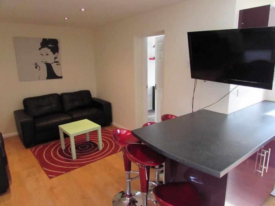 Room Remston Mews in Canterbury