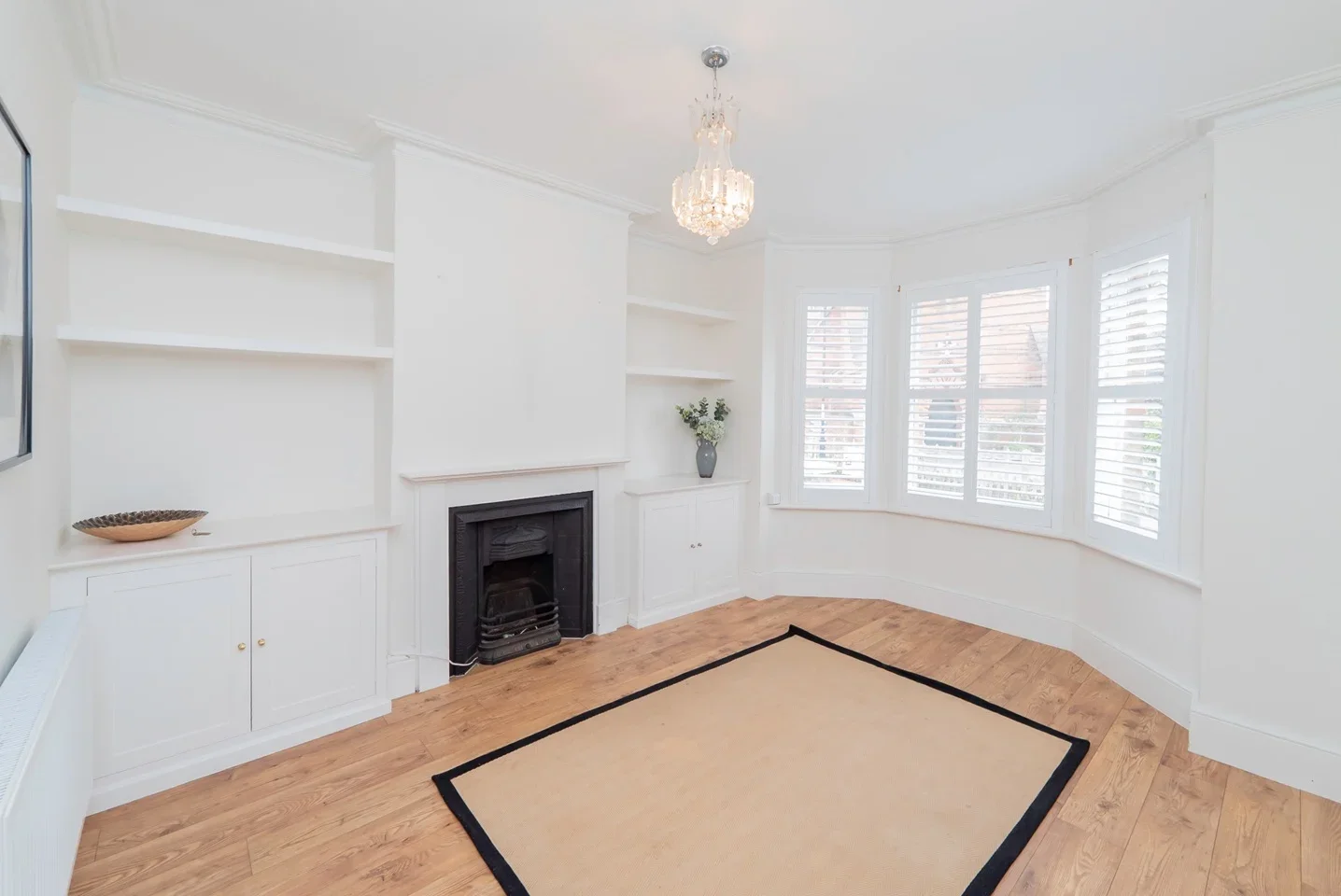 Flat Beaumont Road in Windsor