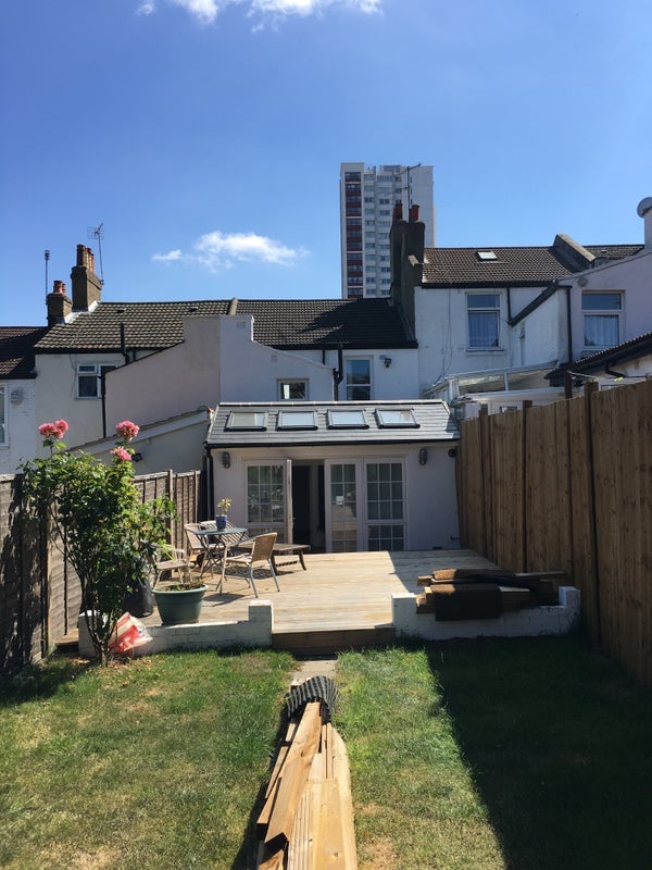 Room Burrage Road in Greater London