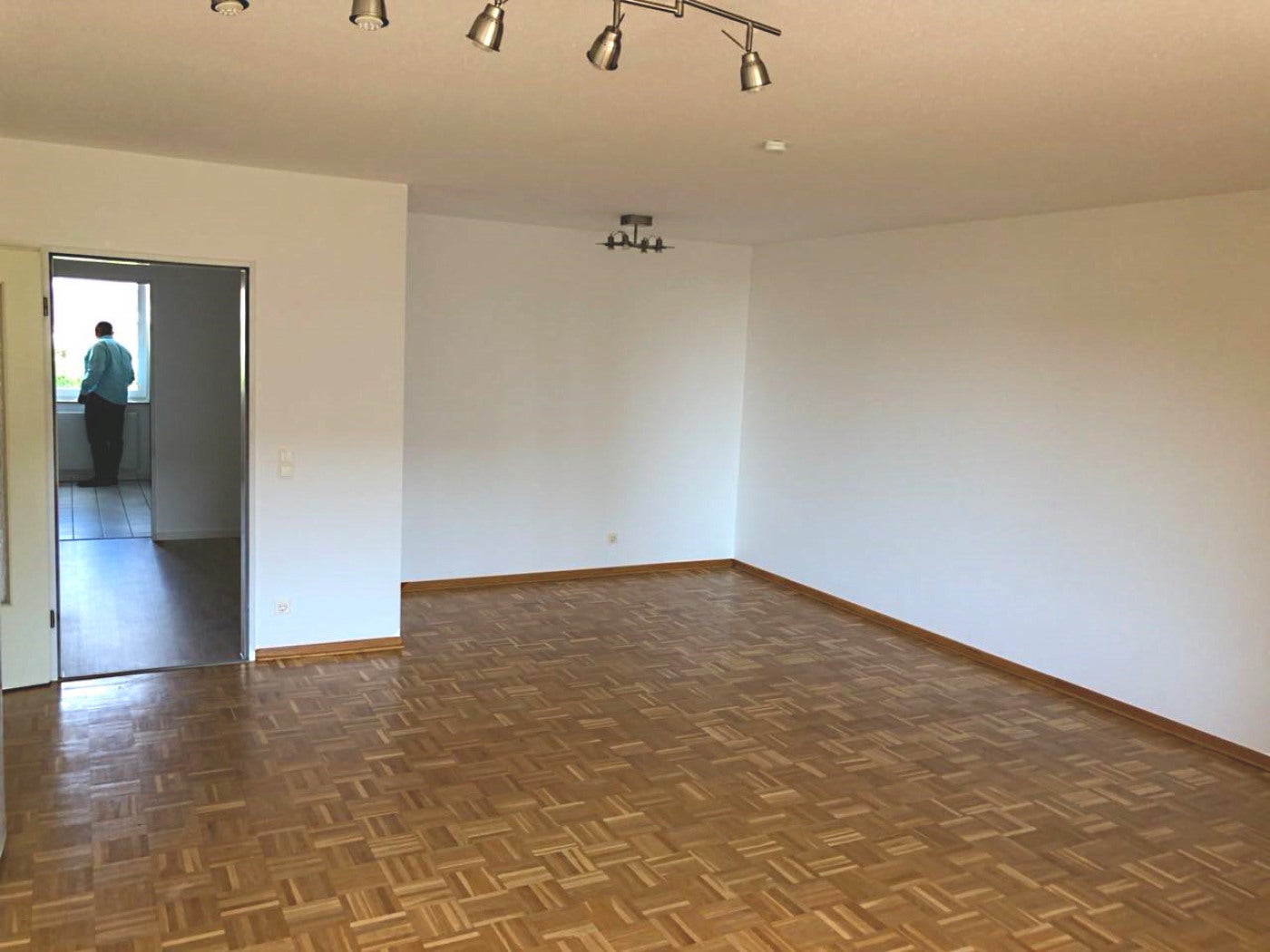 Wohnung Niederkasseler Deich in Düsseldorf
