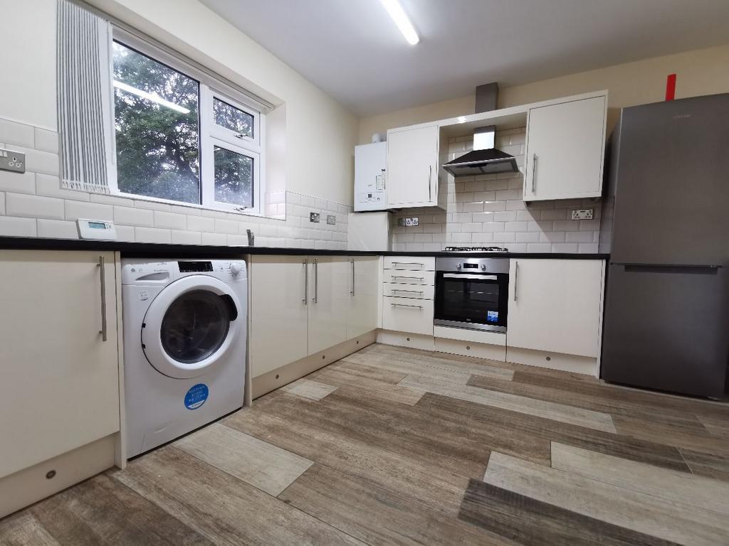 Flat Belle Grove Terrace in Newcastle upon Tyne