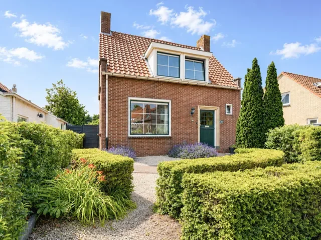 Huis Dorpsweg 11 in Ouddorp