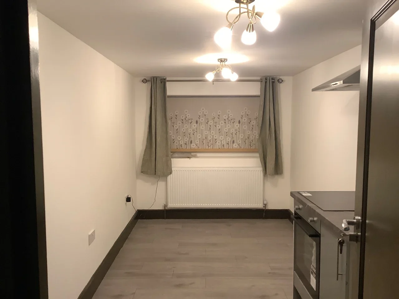 Room Rosemary Close in South Ockendon