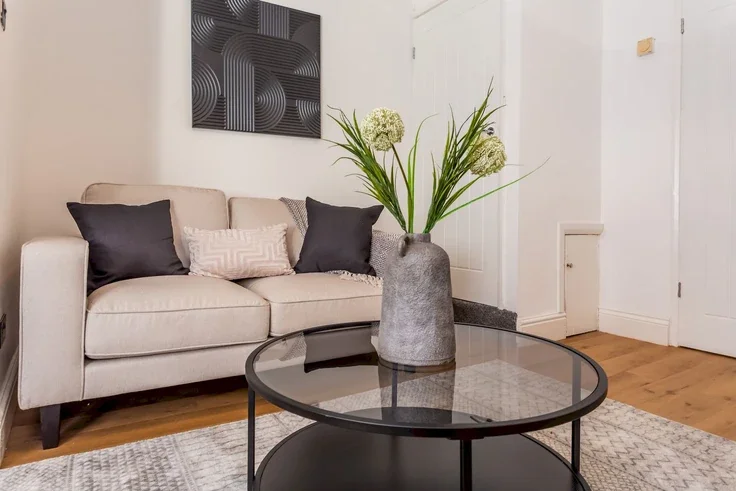 Flat Hallgarth Terrace in Ferryhill