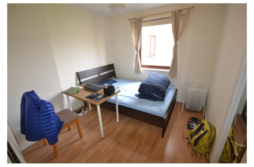 Flat West Bryson Road in City of Edinburgh