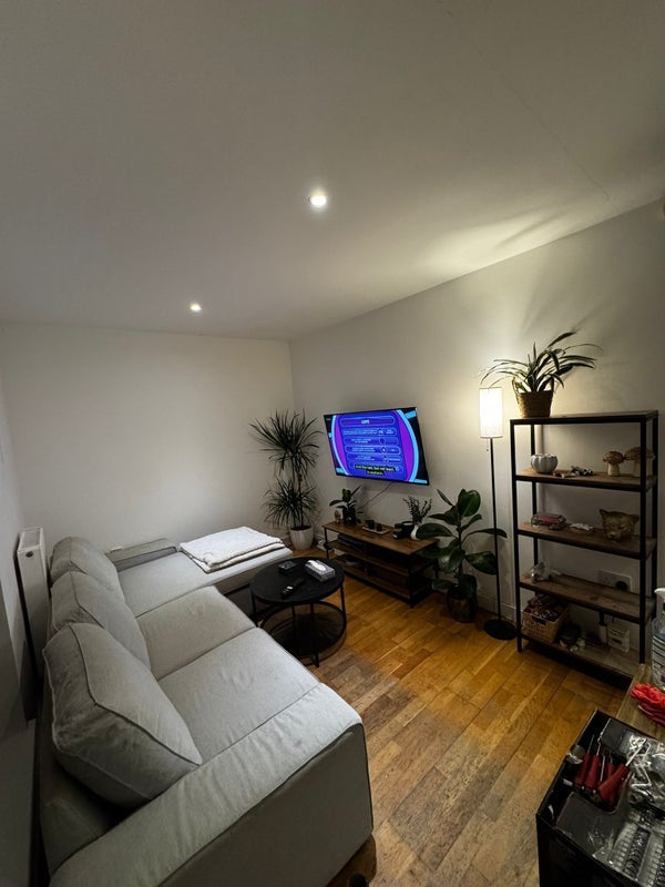 Flat Mansergh Close in Greater London