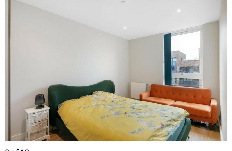 Room Summerstown in Greater London