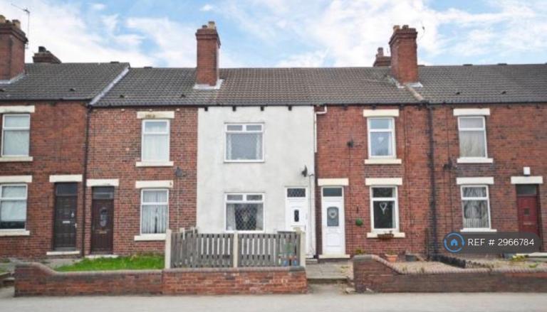 House Doncaster Road in Wakefield
