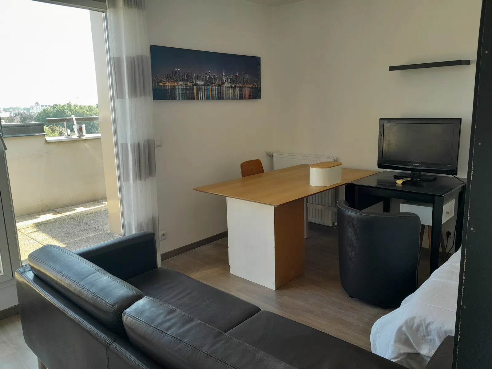 Flat Rue Marcel Deboffe in Le Blanc-Mesnil
