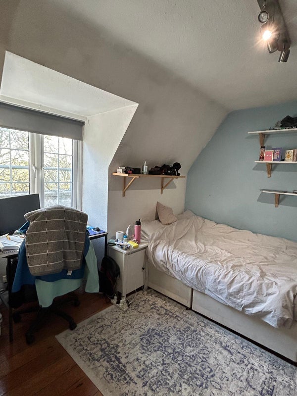 Room Stockwell Gardens in Greater London