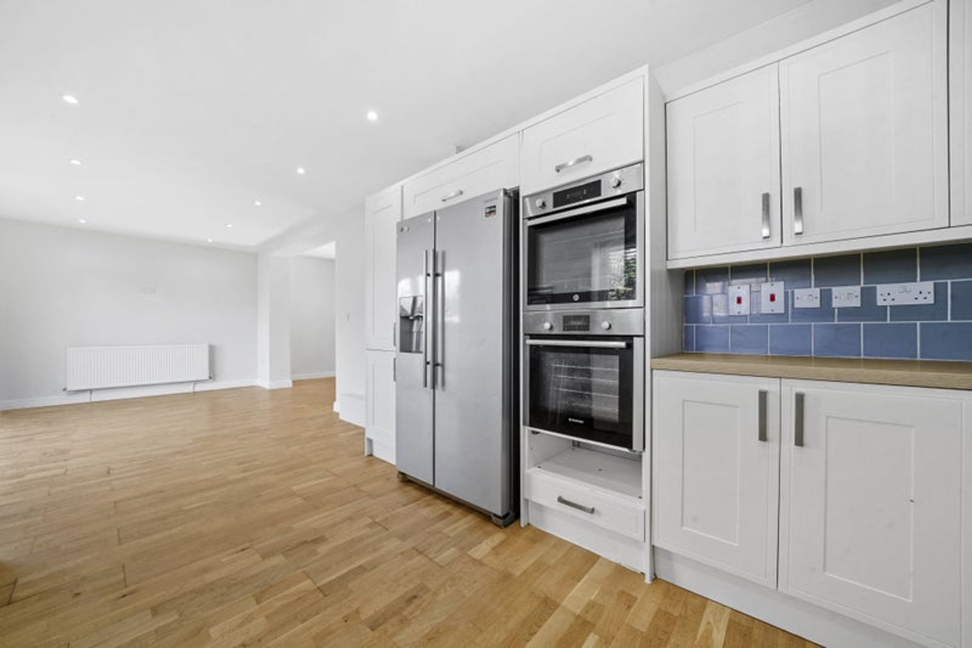 Room Scarsbrook Road in Greater London