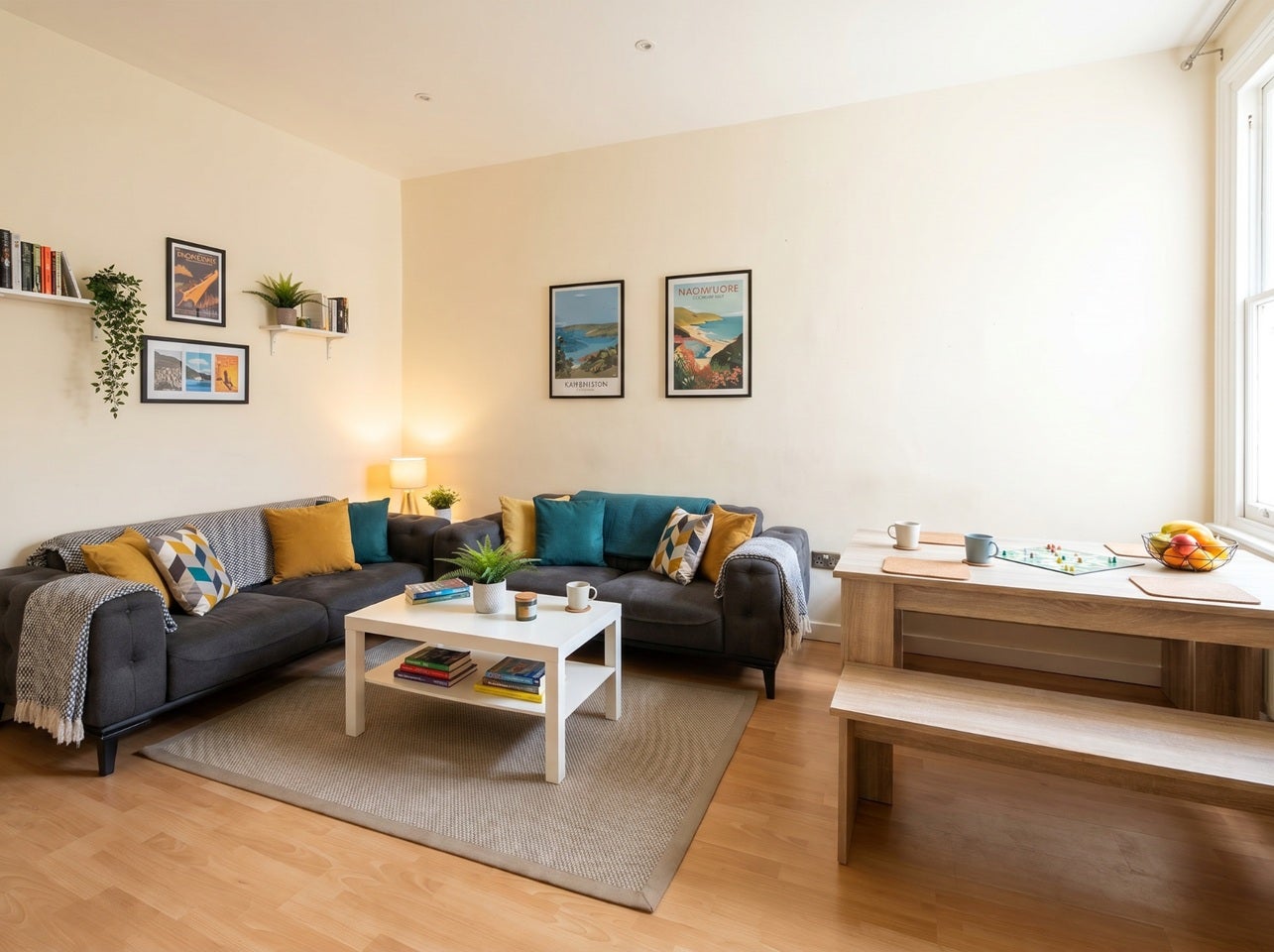 Room Richmond Road in Leeds