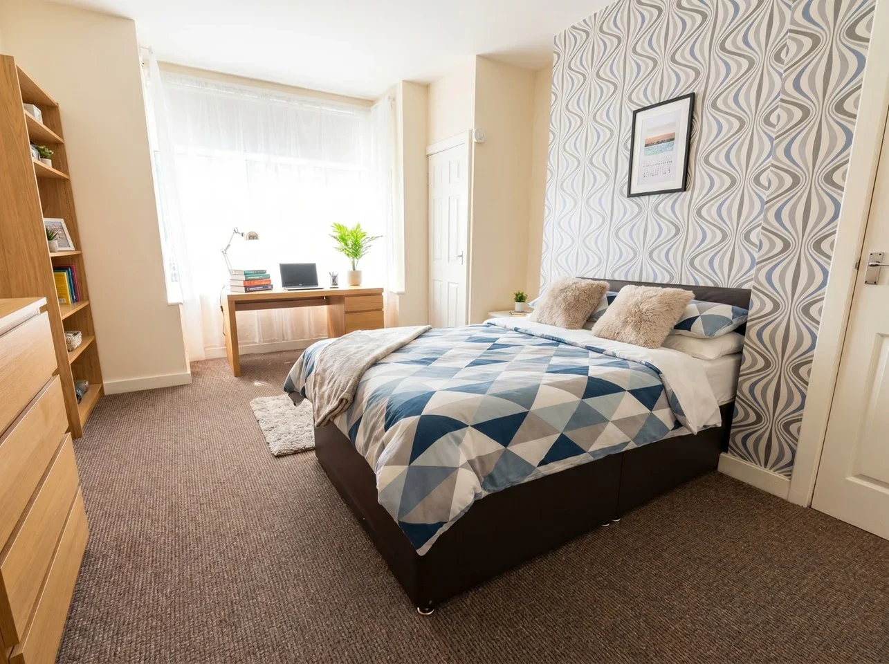 Room Richmond Road in Leeds