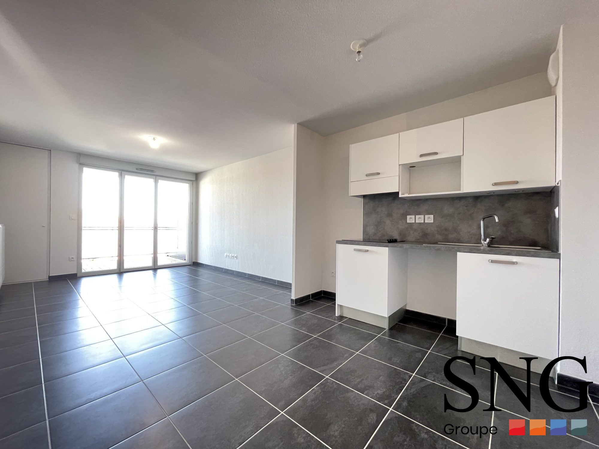 Flat Route de Narbonne in Auzeville-Tolosane