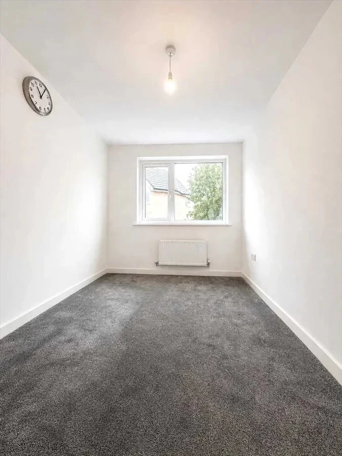 Flat Hectare Lane in Gravesham