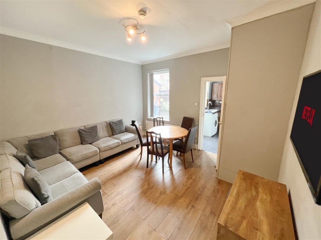 House Broomspring Lane in Sheffield