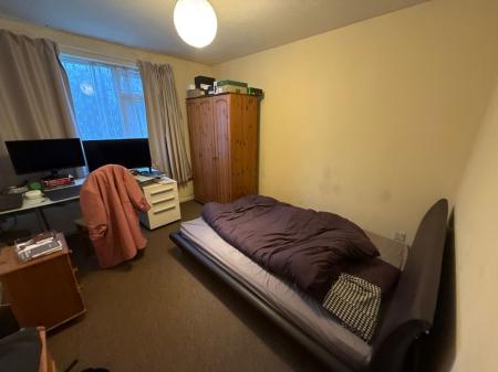 Flat Dale Acre Way in Telford