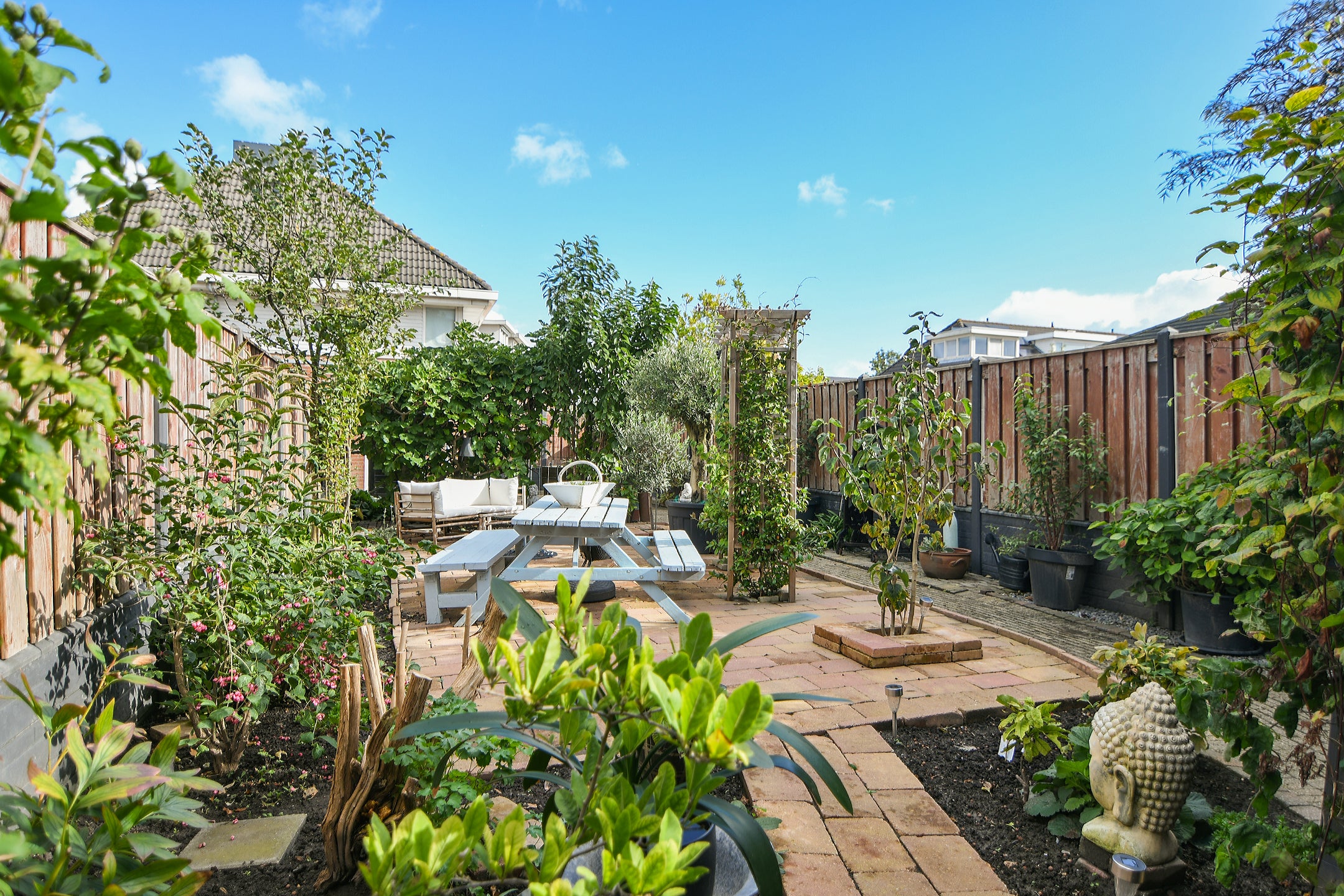 Tussenwoning te koop: Laan van Bizet 33, Nieuw-Vennep