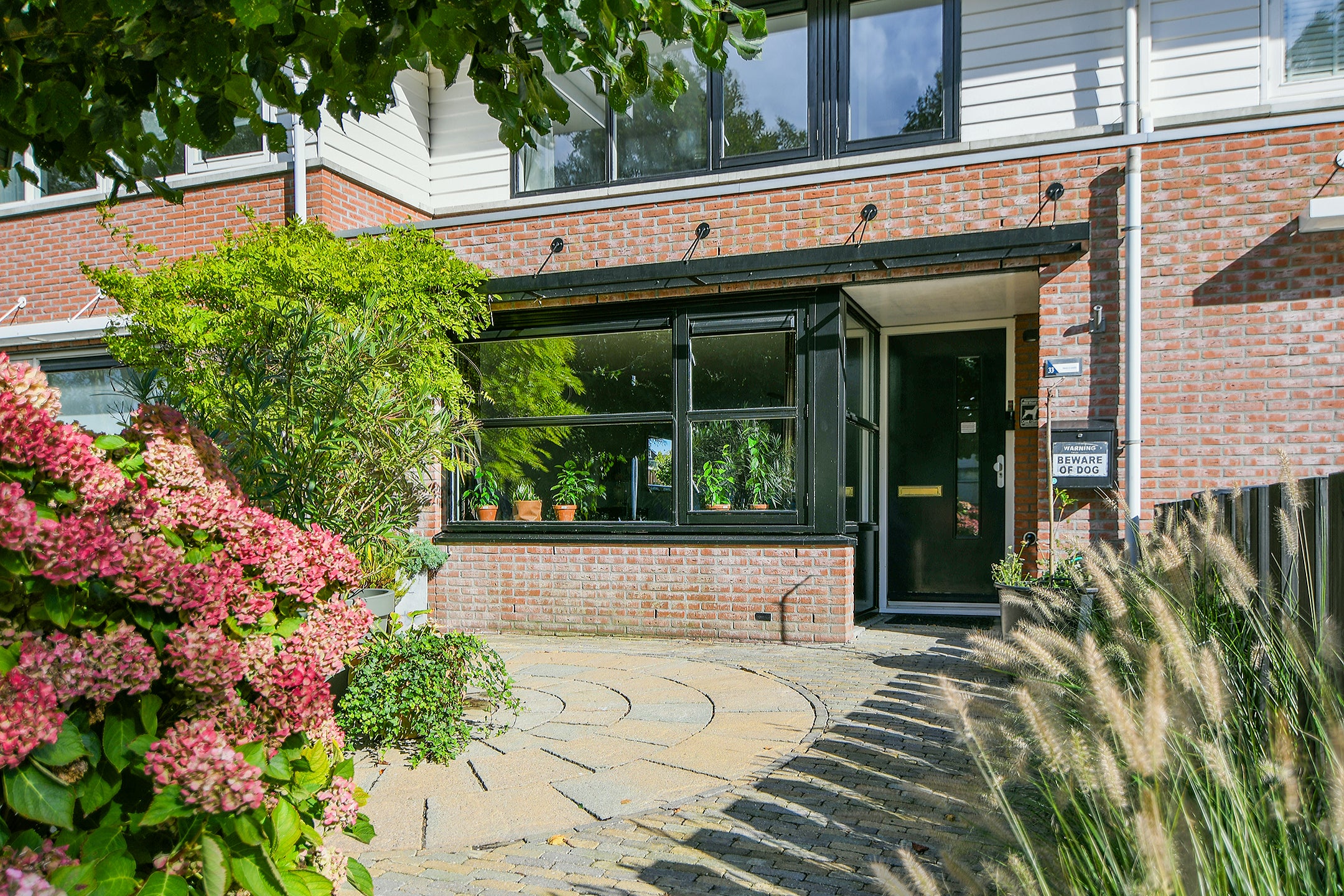 Tussenwoning te koop: Laan van Bizet 33, Nieuw-Vennep