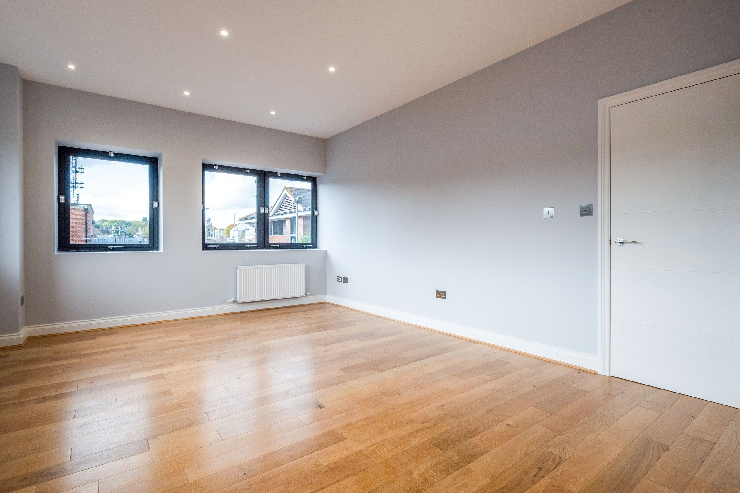Flat Osborn Way in Hart