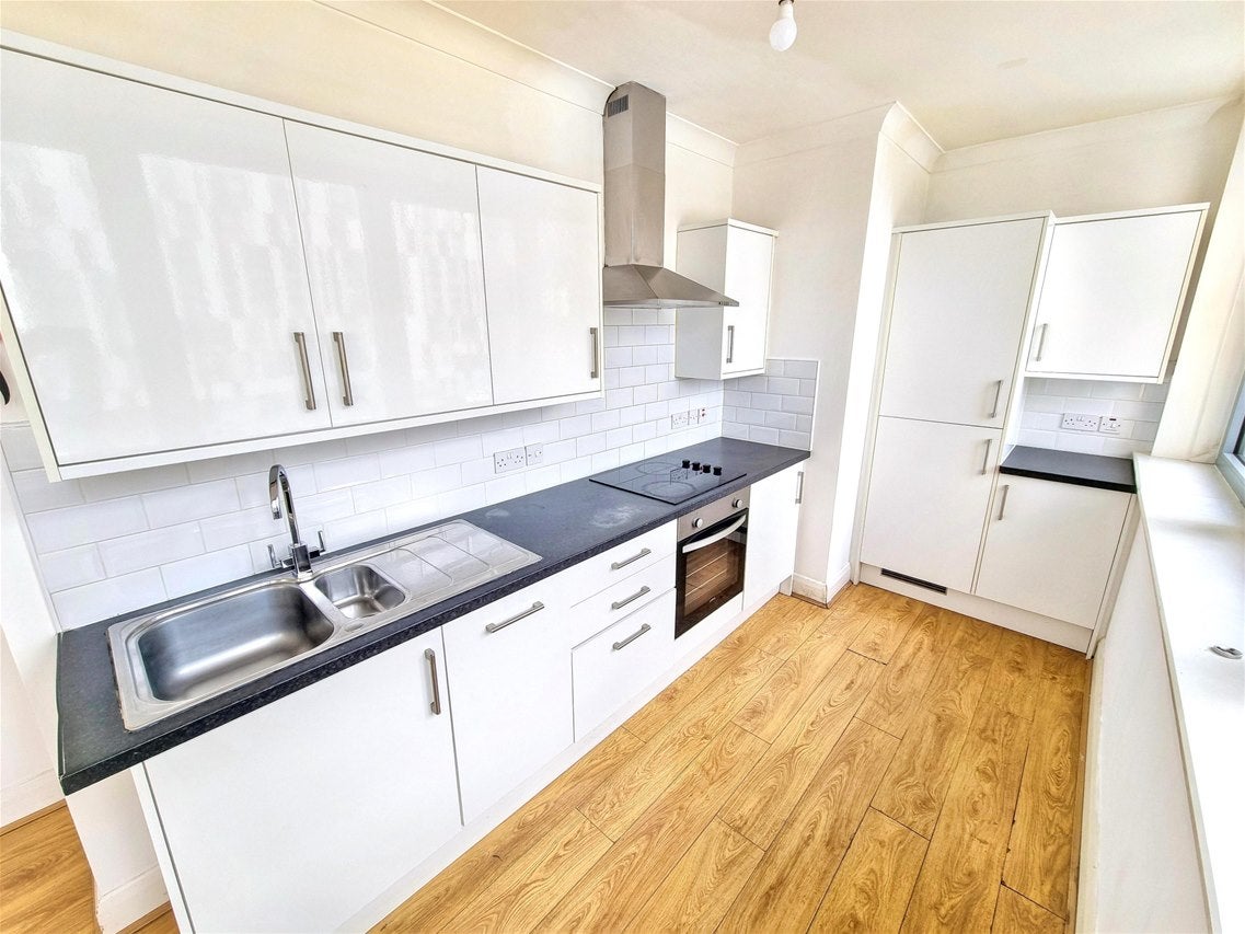 Flat Eastbury Square in London