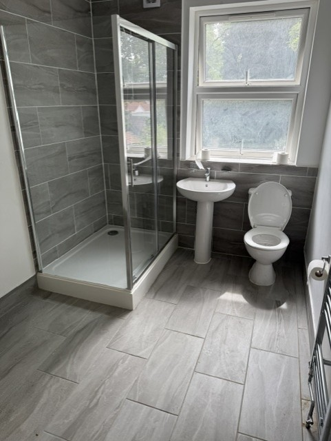 Flat Willenhall Road in Greater London