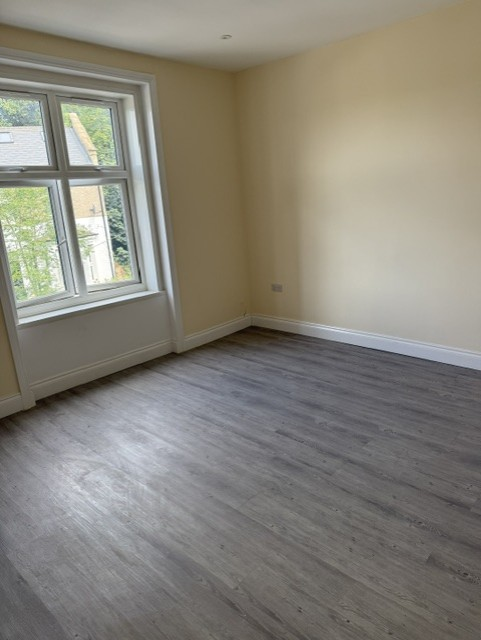 Flat Willenhall Road in Greater London