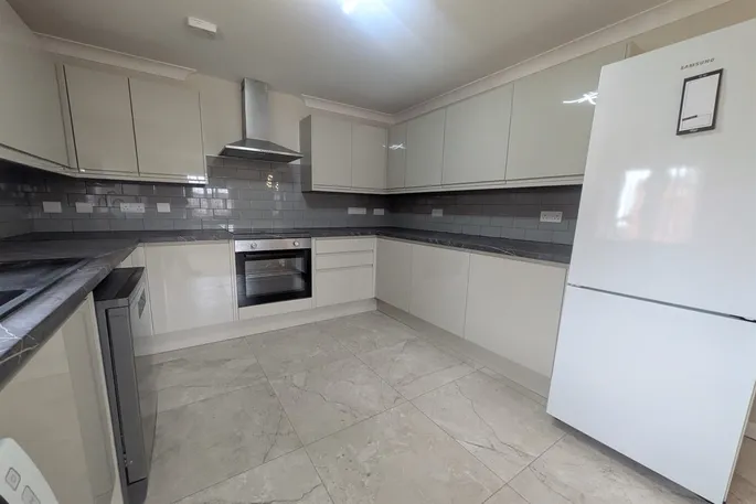Flat Lilac Grove in Broxtowe