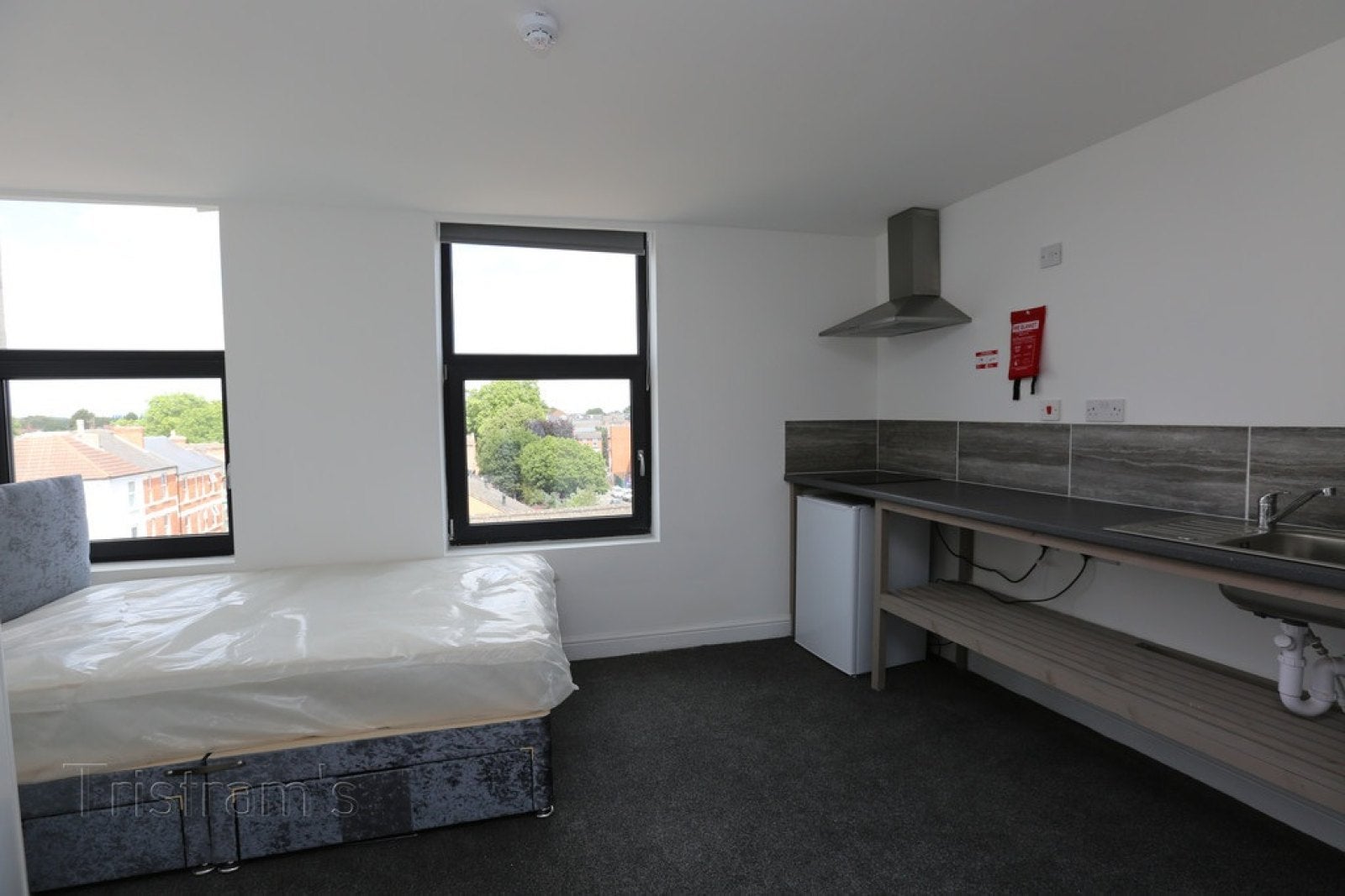 Room Birkin Avenue in Nottingham