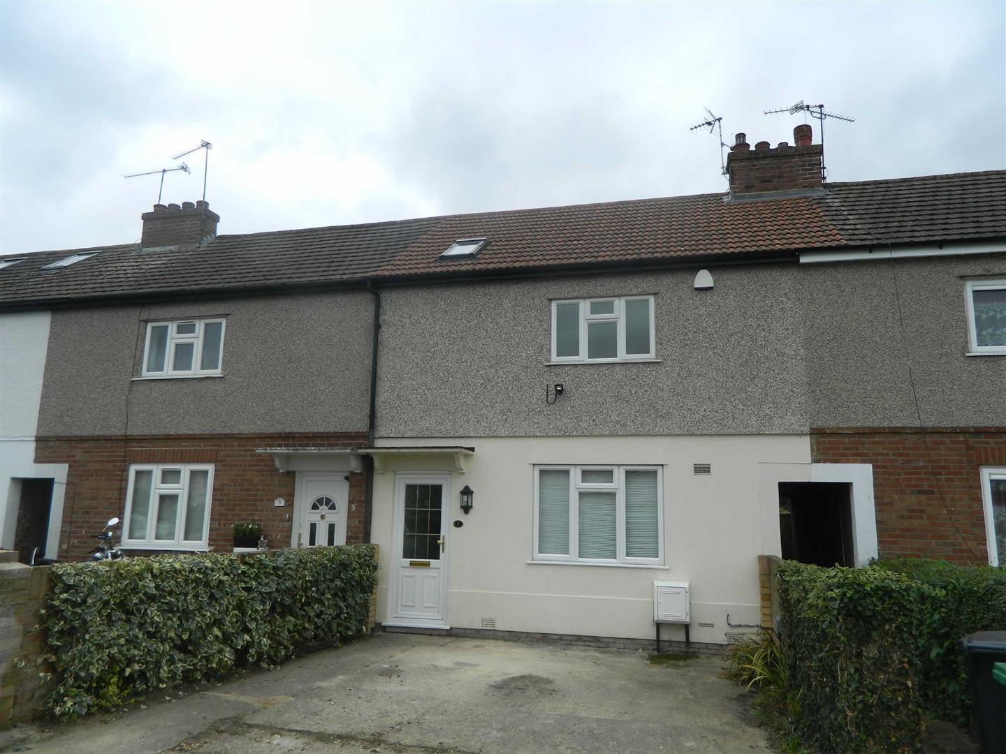 House Douglas Road in Slough