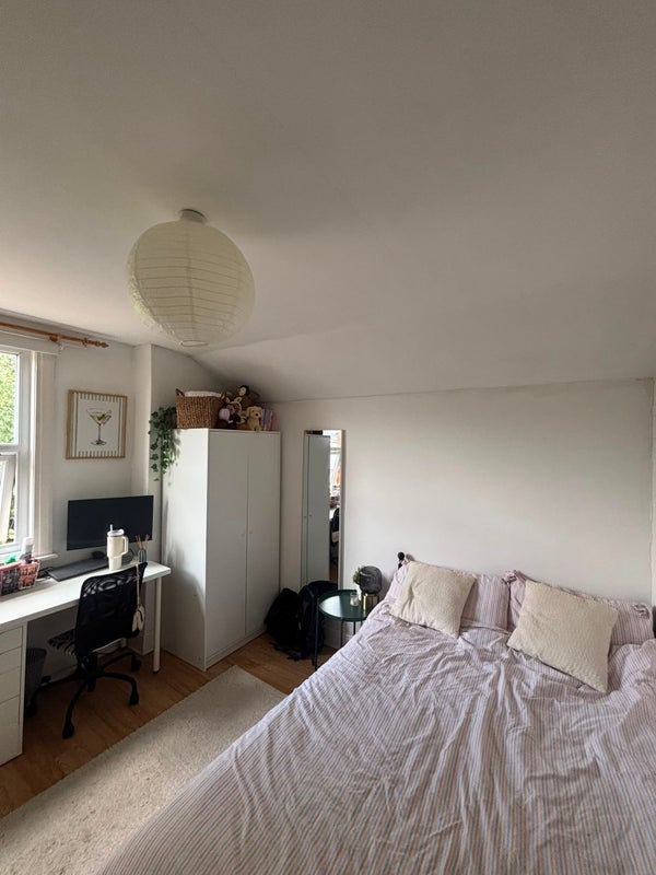 Room Oakfields Road in Rushcliffe