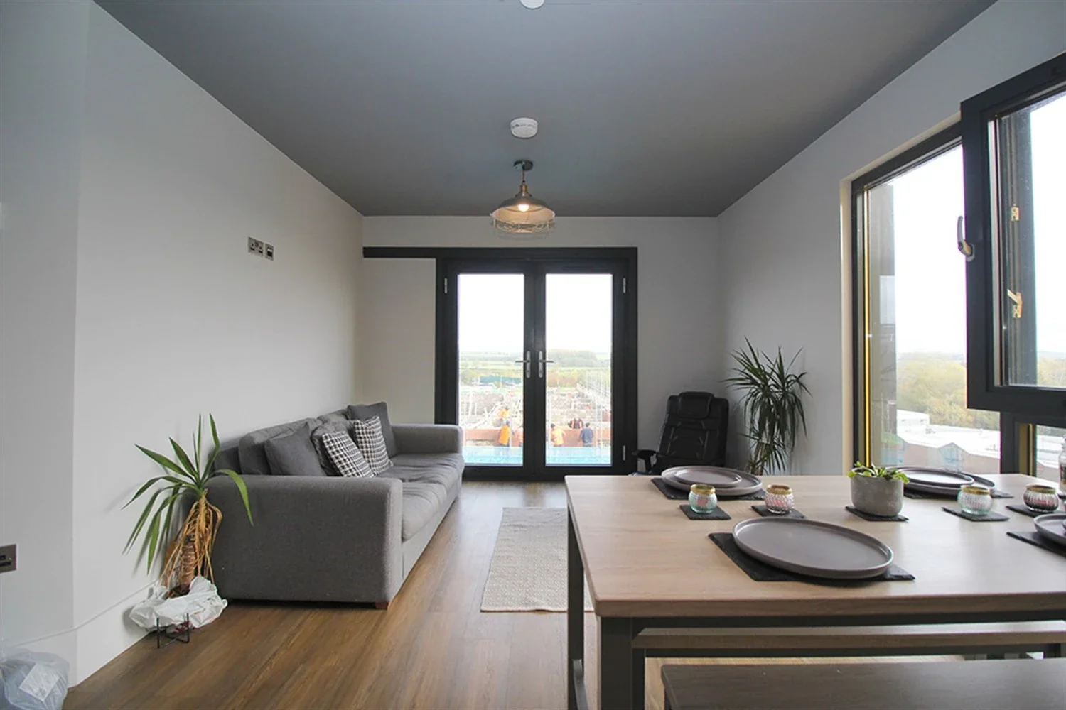 Flat Falcon Street in Charnwood