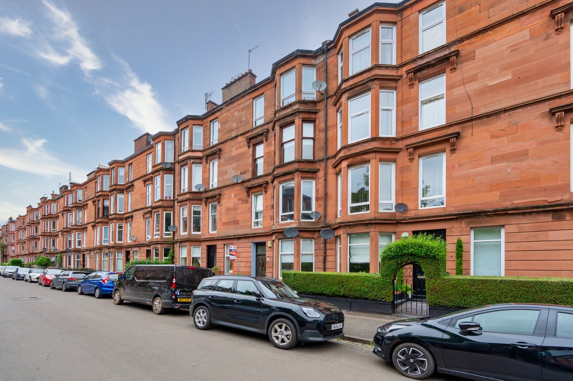 Flat Waverley Gardens in Glasgow