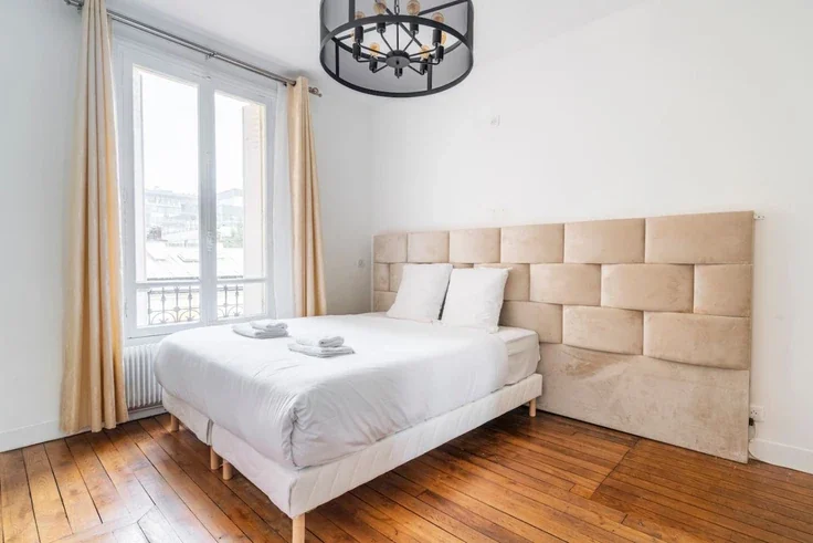 Flat Rue Jacques Dulud in Neuilly-sur-Seine