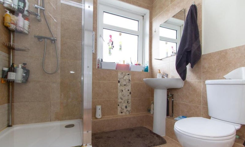 Room Hayton Green in Coventry