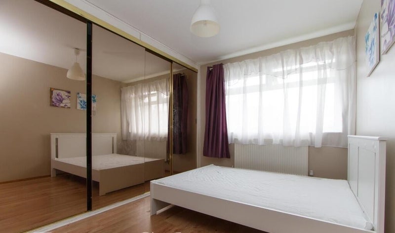 Room Hayton Green in Coventry