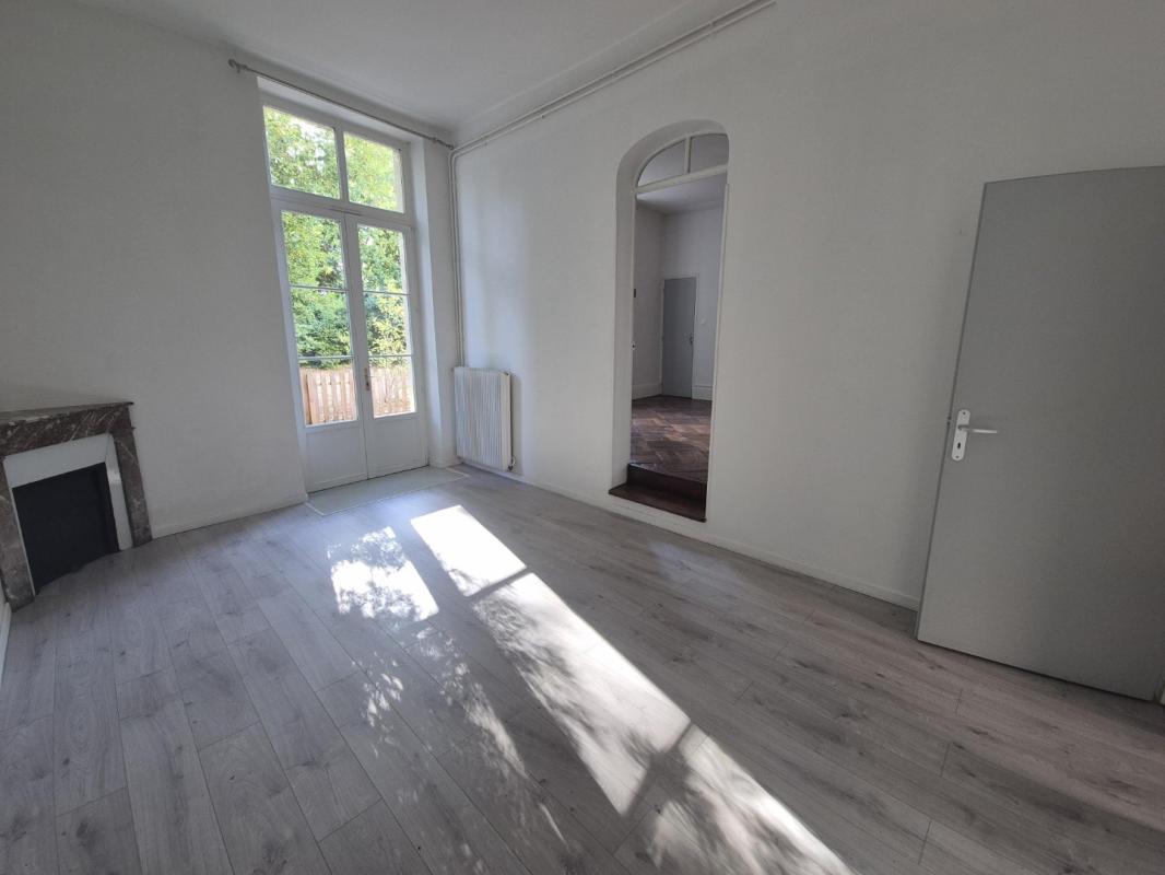 Flat Rue de la Source in Nancy