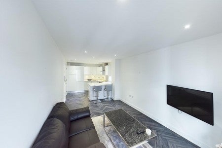 Flat Canute Road in Southampton