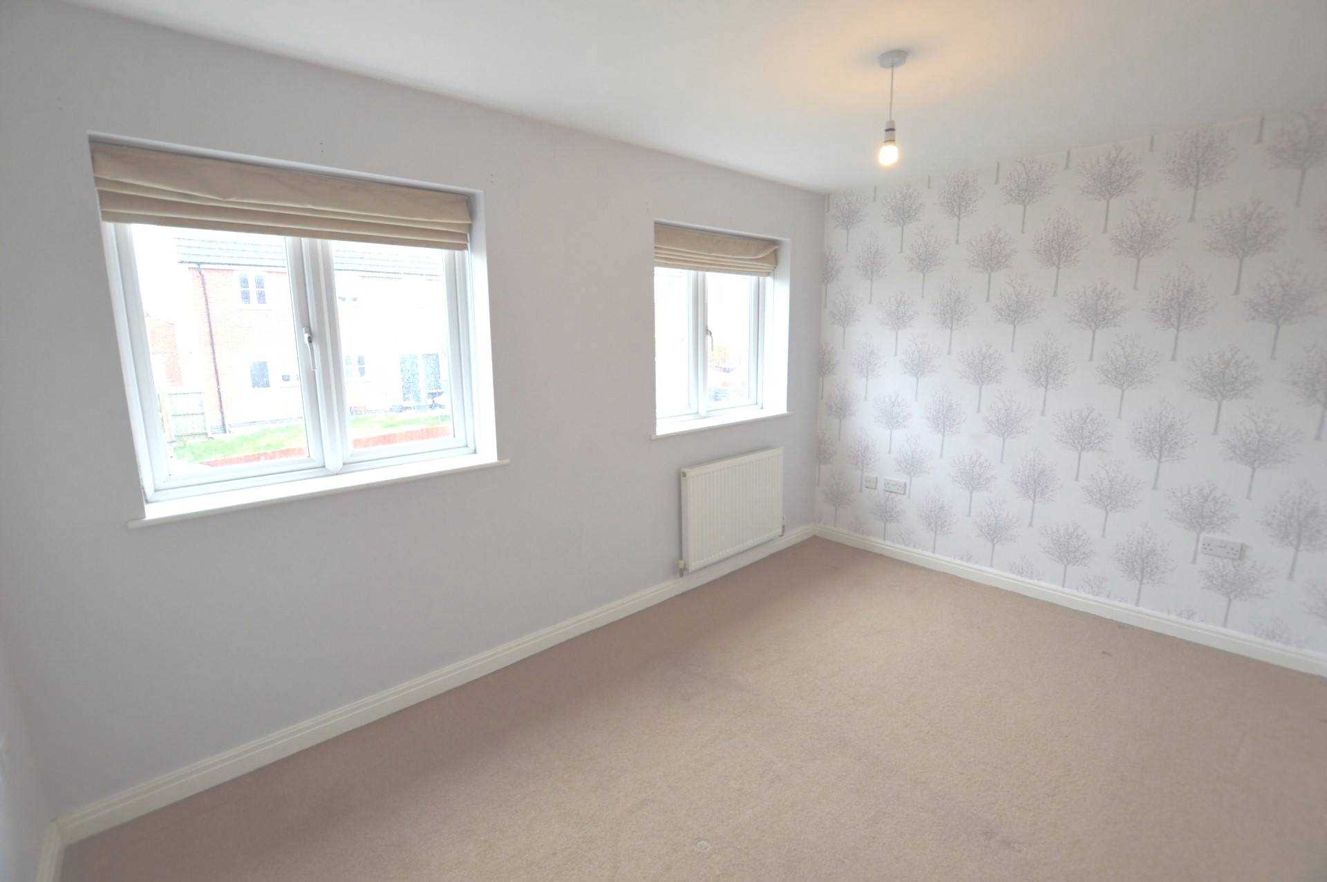 House Farnborough Close in Corby