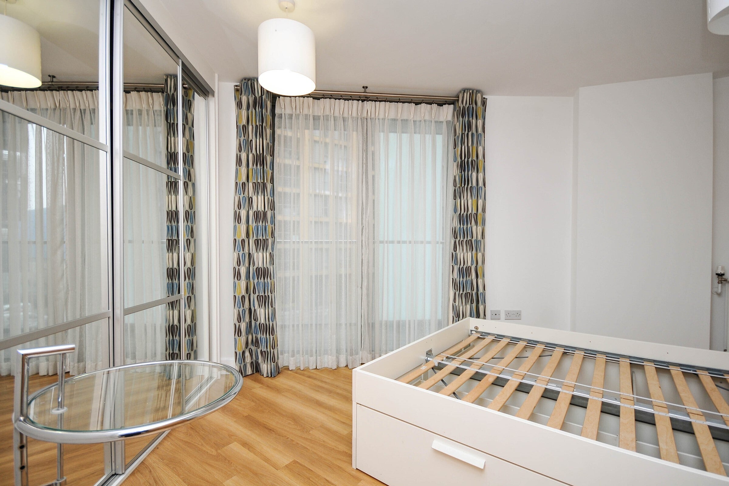 Flat Loampit Vale in Greater London