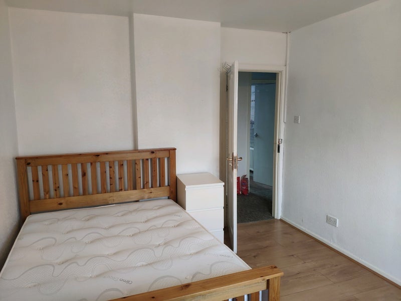 Room Duddeston Manor Road in Birmingham