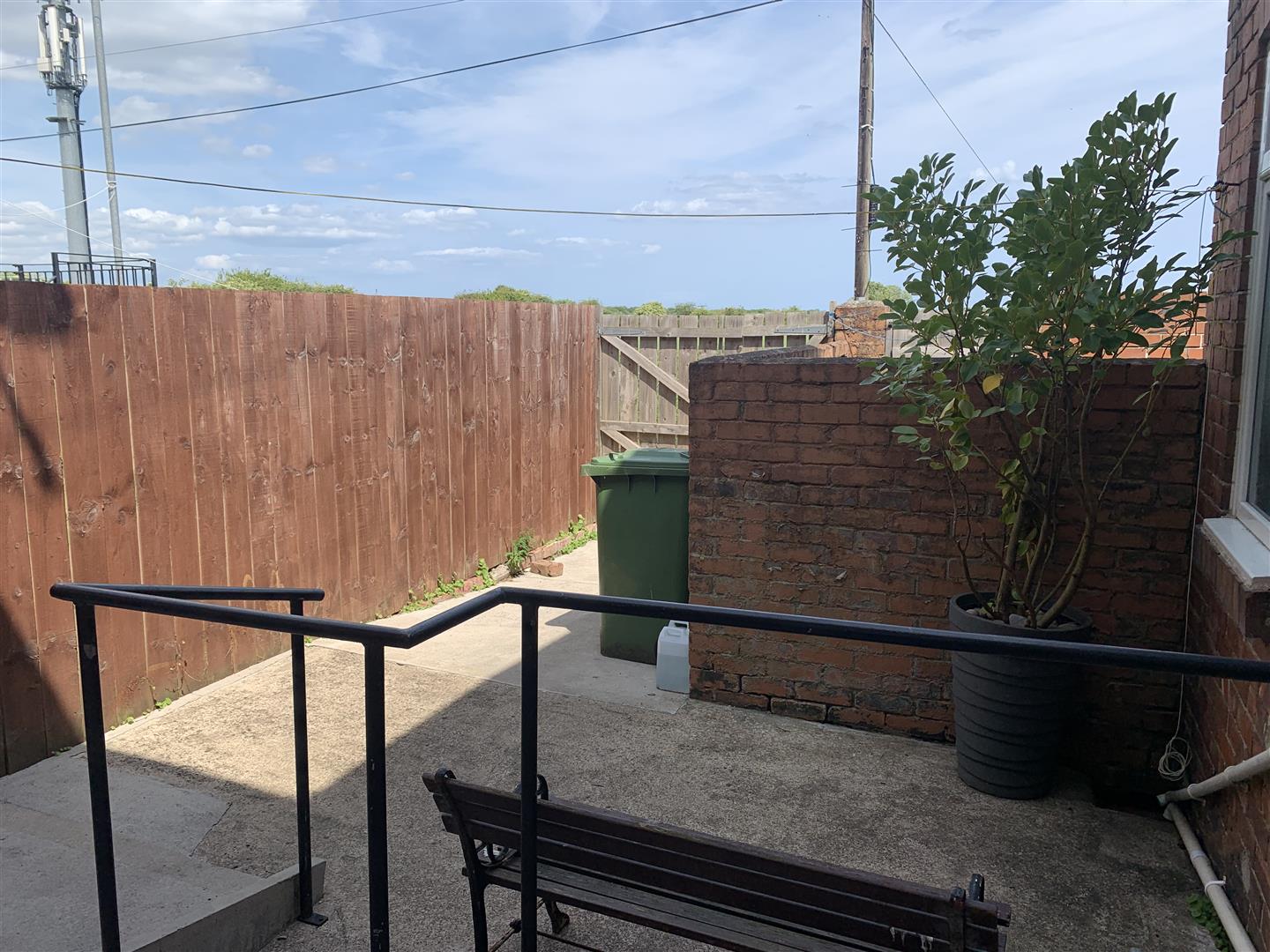 Flat Dene Street in Holywell