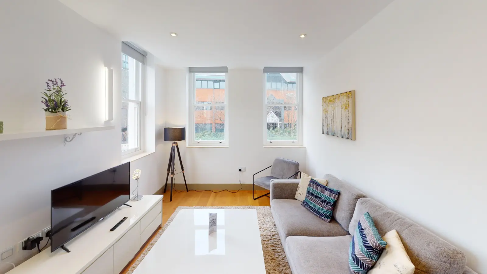 Flat Kew Bridge Court in Greater London