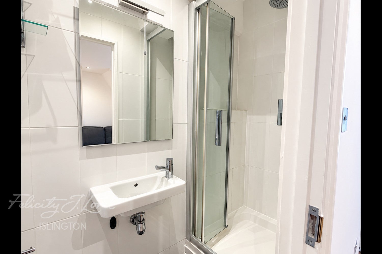 Flat Barnsbury Square in Greater London